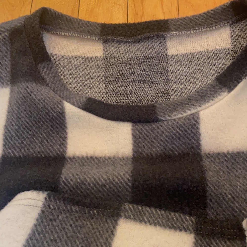 Tunic - Picture 3 of 4
